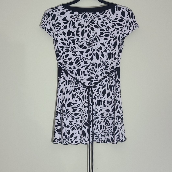 A. Byer Black/White Top - Picture 6 of 6